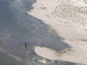 Cheap Car Rental & Van Rental in Santarém