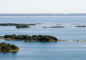 Cheap car rental in Åkersberga