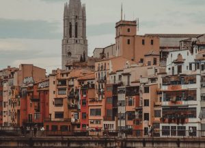 Cheap car rental in Girona
